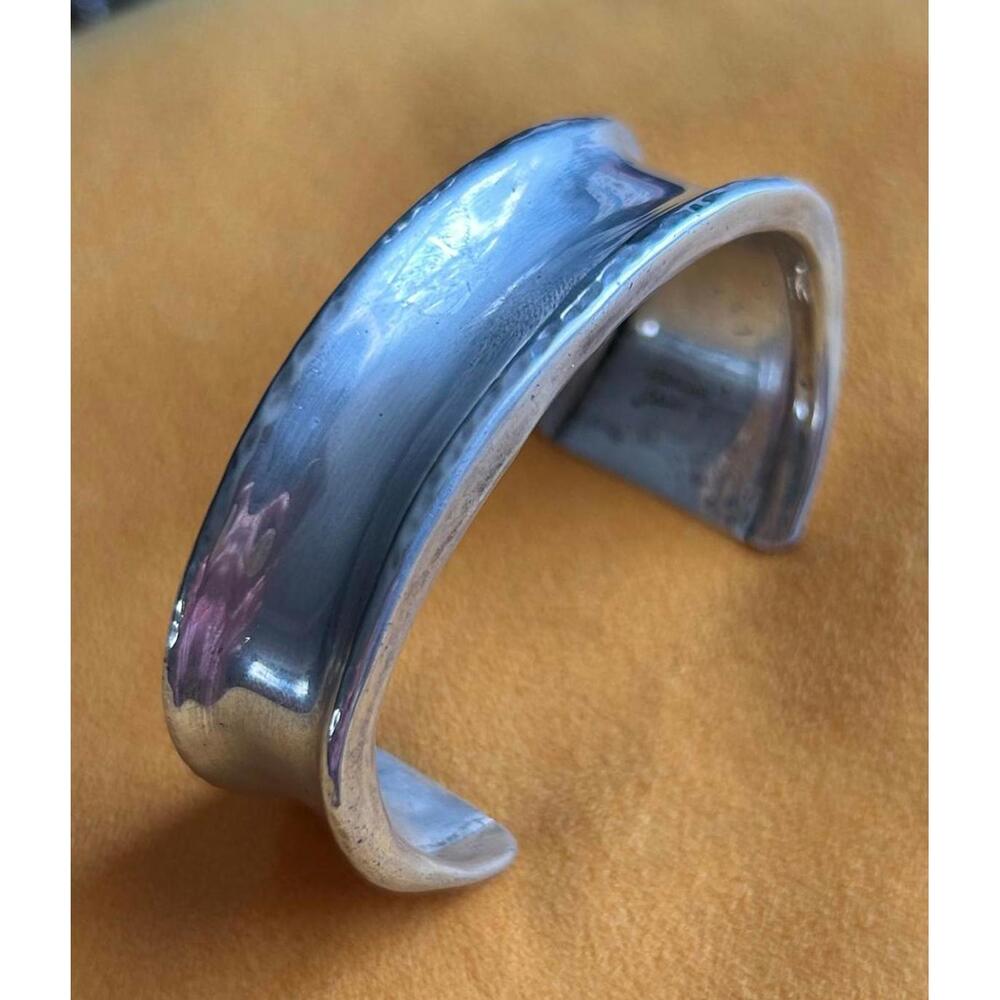 Taxco Polished Silver Cuff Bracelet - Silver